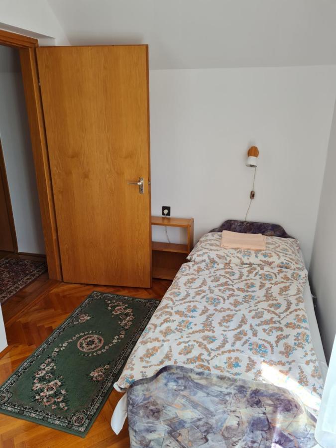 Gyoengyvirag Apartman เลนตี ภายนอก รูปภาพ